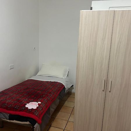 נאפולי Le Suite Di Ginevra מראה חיצוני תמונה