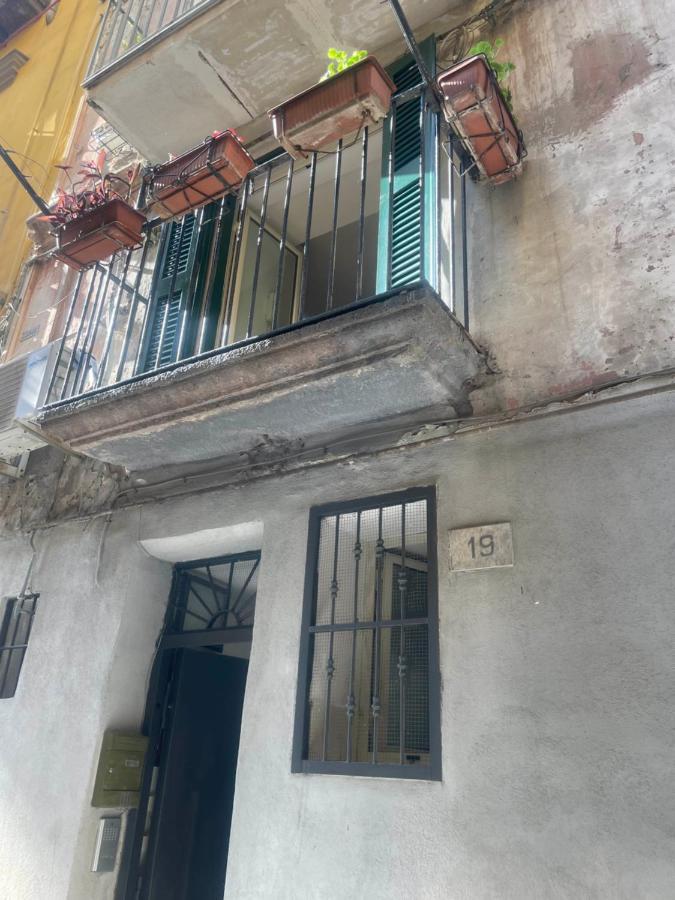 נאפולי Le Suite Di Ginevra מראה חיצוני תמונה