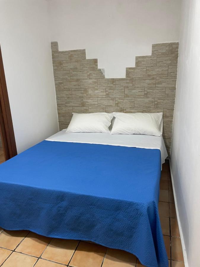 נאפולי Le Suite Di Ginevra מראה חיצוני תמונה