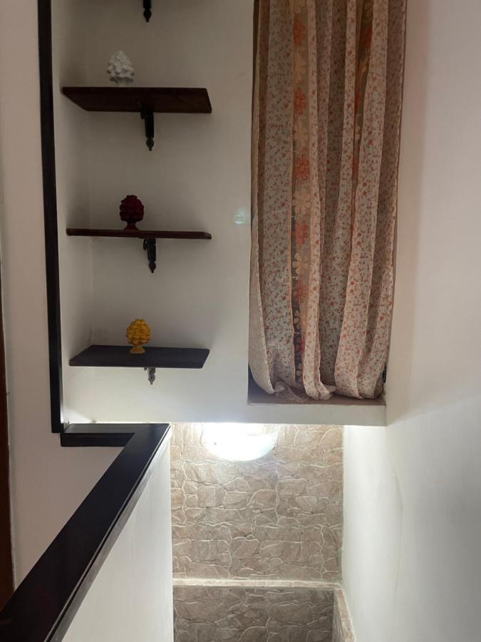נאפולי Le Suite Di Ginevra מראה חיצוני תמונה