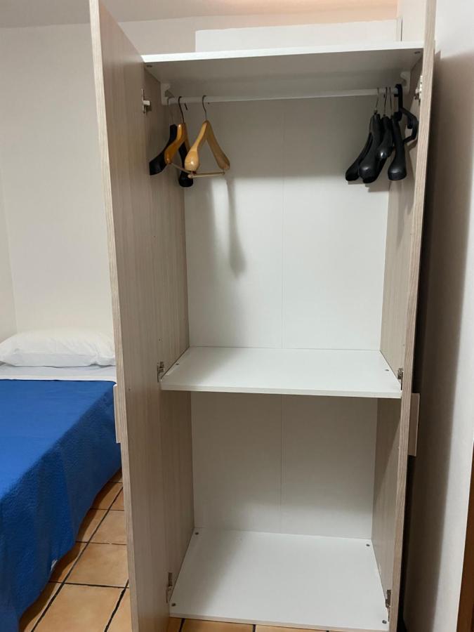 נאפולי Le Suite Di Ginevra מראה חיצוני תמונה