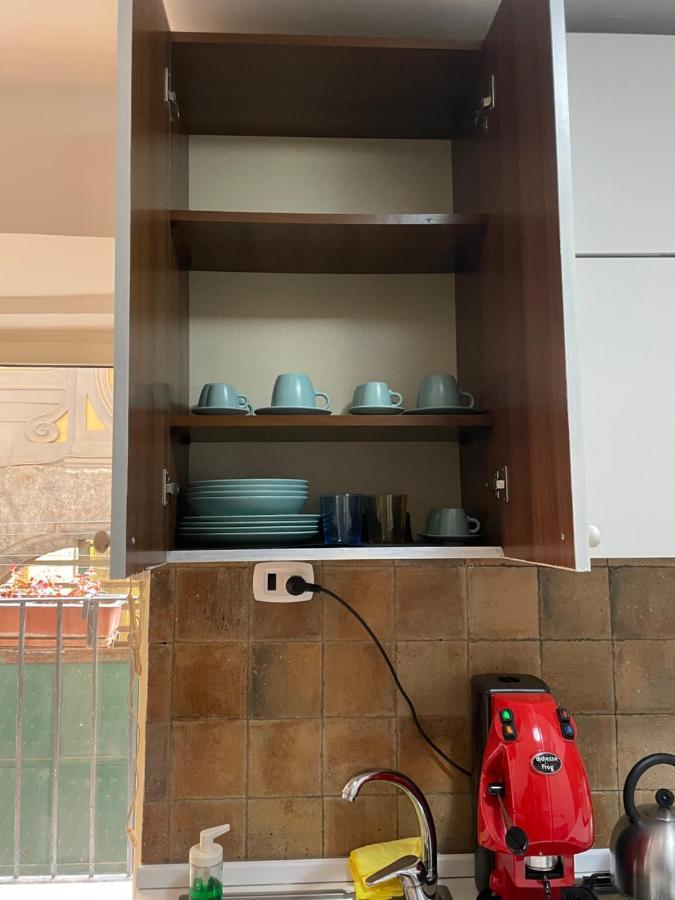 נאפולי Le Suite Di Ginevra מראה חיצוני תמונה