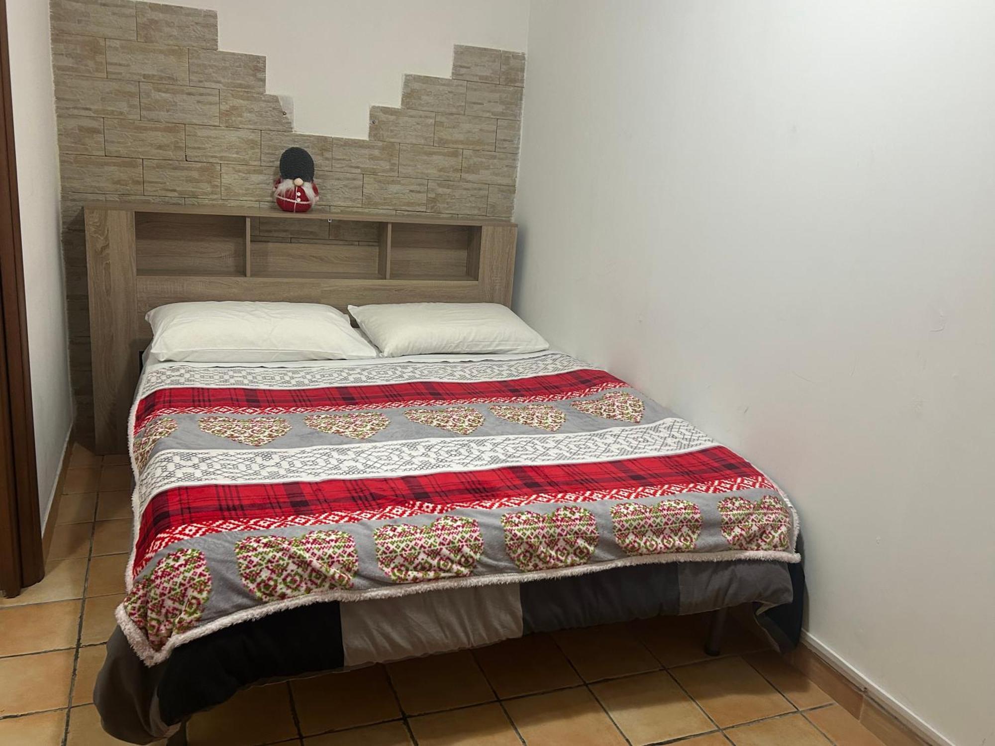 נאפולי Le Suite Di Ginevra מראה חיצוני תמונה